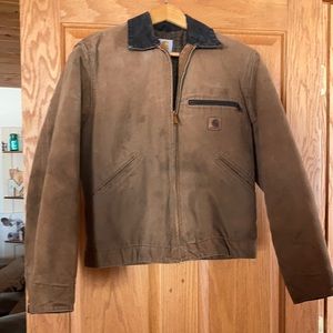Men’s Carhartt coat.